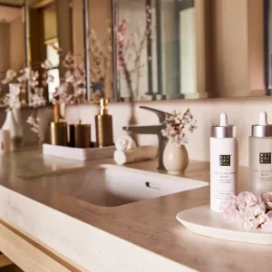 Hyaluronic Acid Natural Booster - Body | Rituals Sale