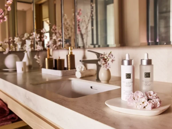 Hyaluronic Acid Natural Booster - Body | Rituals Sale